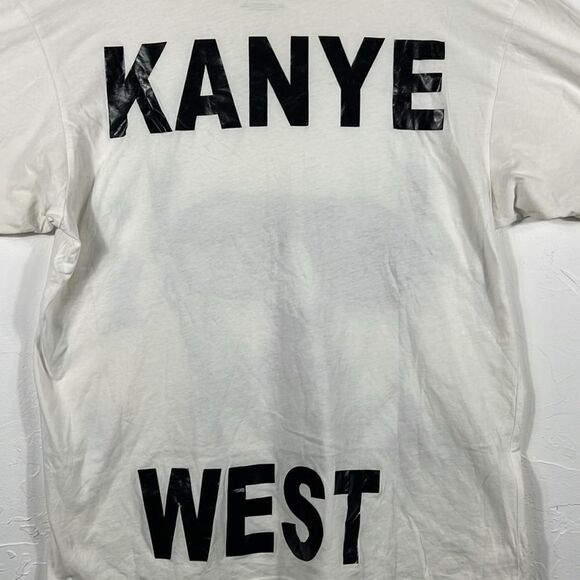 🔥🔥 KANYE WEST Yeezy Big Face Rap Music Band Concert Tee - Women Sz XL - EUC - Picture 6 of 7